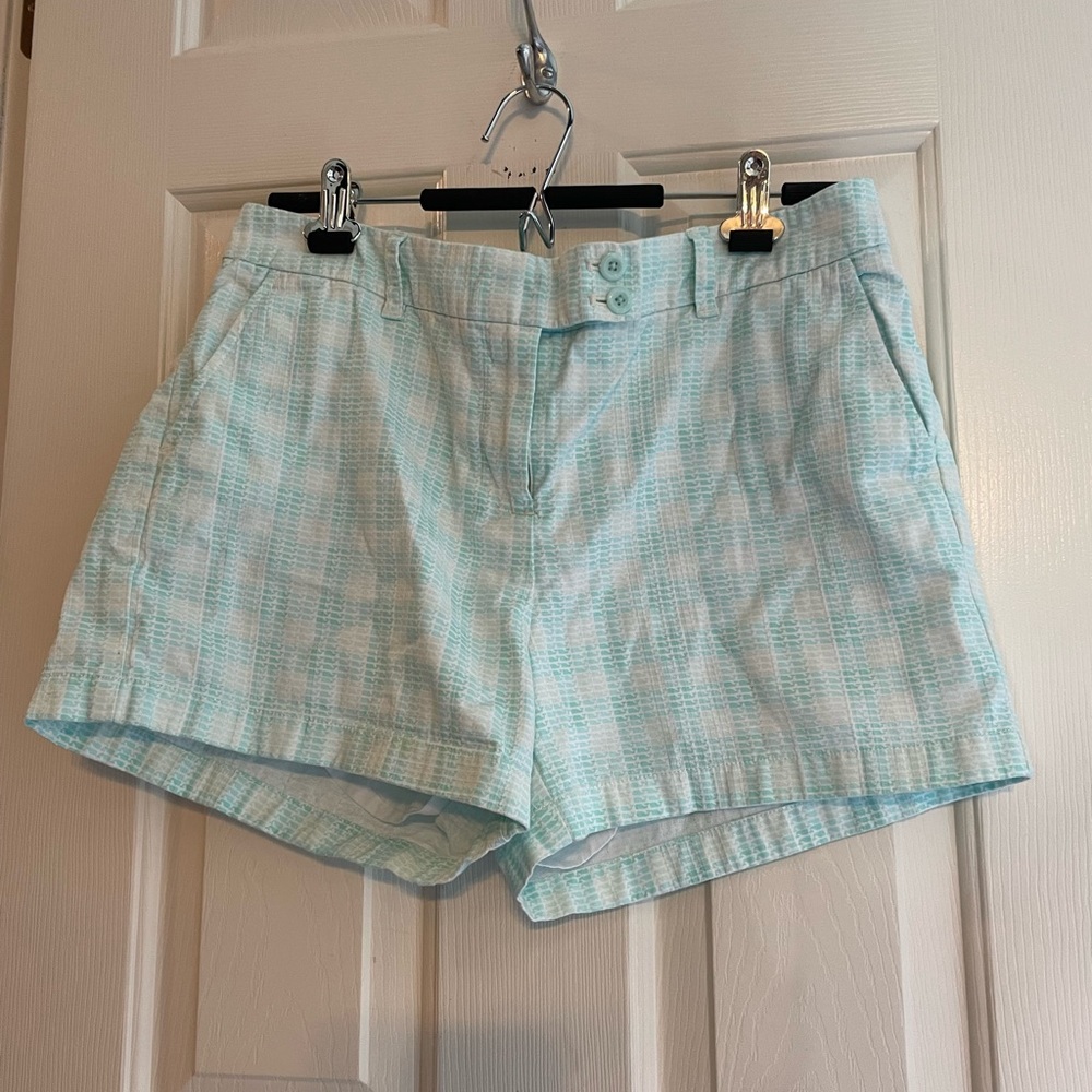 Vineyard Vines Shorts - Size 12 EUC